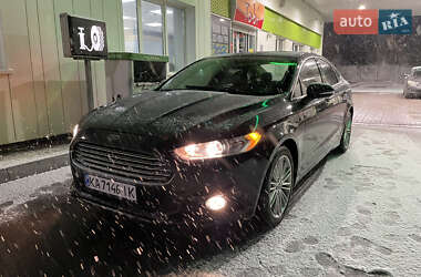 Седан Ford Fusion 2013 в 