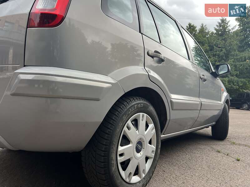 Хетчбек Ford Fusion 2011 в Ніжині