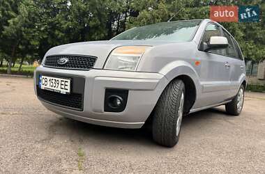 Хэтчбек Ford Fusion 2011 в 