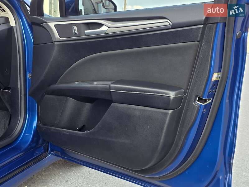 Седан Ford Fusion 2017 в Тернополе