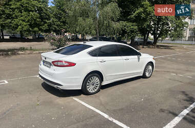 Седан Ford Fusion 2014 в 