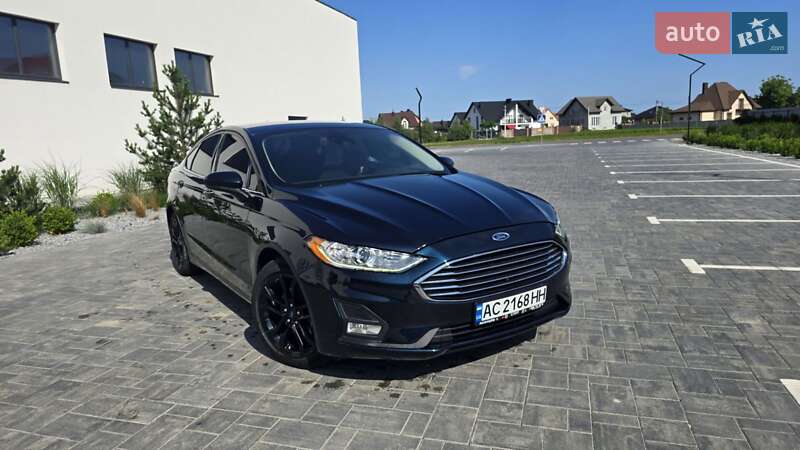 Седан Ford Fusion 2020 в Луцке фото Седан Ford Fusion 2020 в Луцке