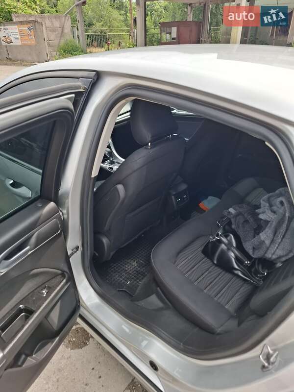 Седан Ford Fusion 2016 в Запорожье