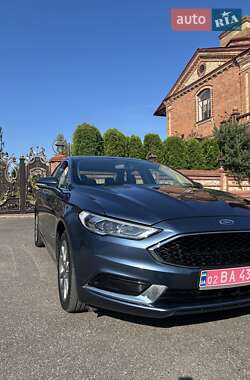 Седан Ford Fusion 2018 в 