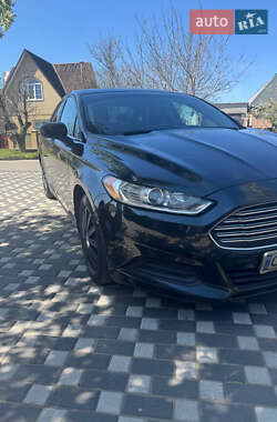 Седан Ford Fusion 2014 в Черкасах