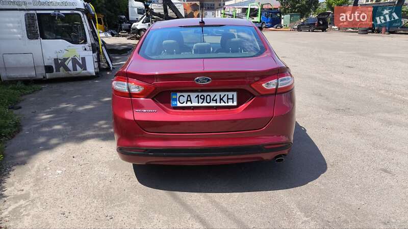 Седан Ford Fusion 2016 в Черкассах