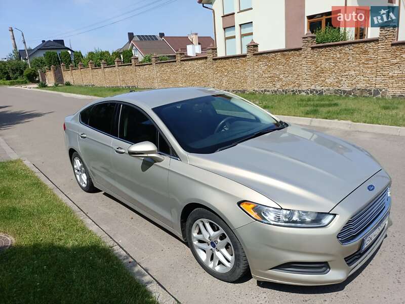 Седан Ford Fusion 2015 в Ровно фото 7 Седан Ford Fusion 2015 в Ровно