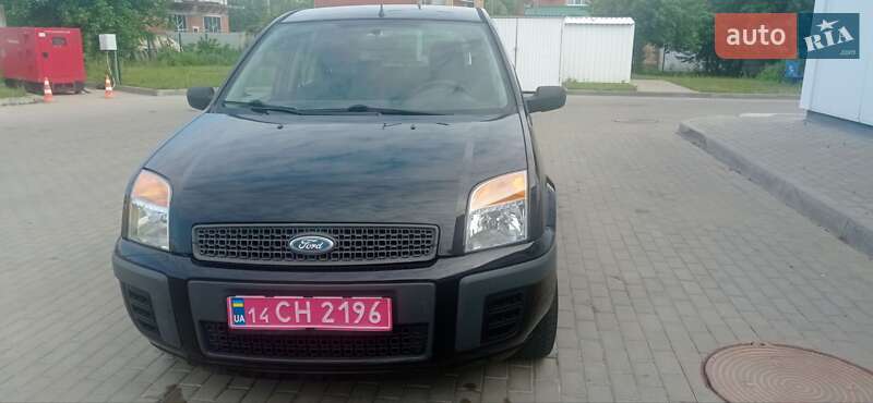 Хэтчбек Ford Fusion 2007 в 