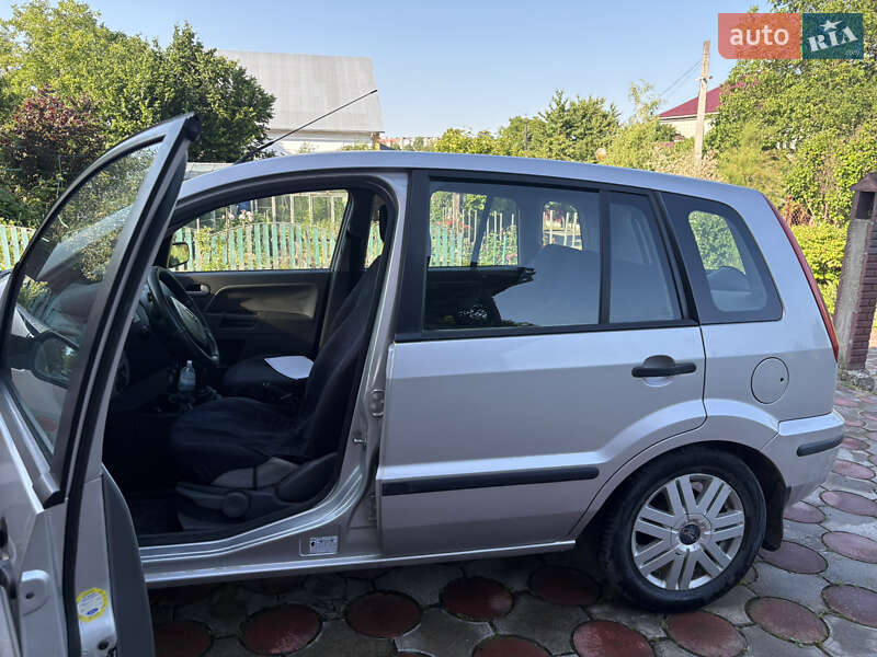 Хэтчбек Ford Fusion 2003 в Бориславе