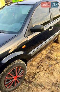 Хэтчбек Ford Fusion 2005 в 
