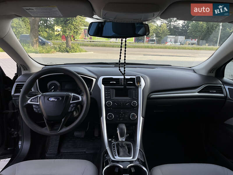 Седан Ford Fusion 2014 в Вінниці