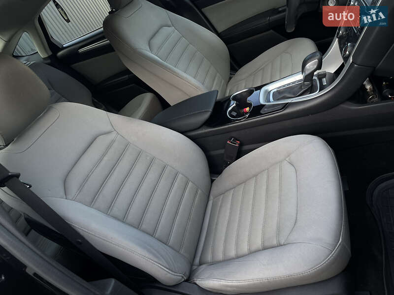 Седан Ford Fusion 2014 в Вінниці