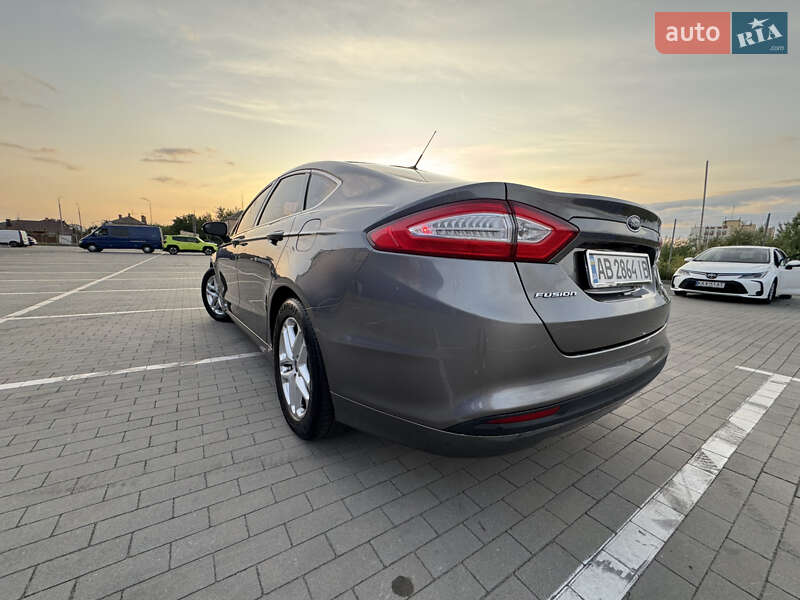 Седан Ford Fusion 2013 в Вінниці