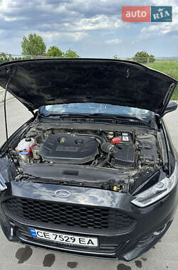 Седан Ford Fusion 2015 в 