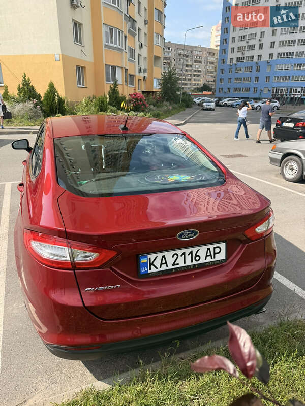 Седан Ford Fusion 2014 в Киеве