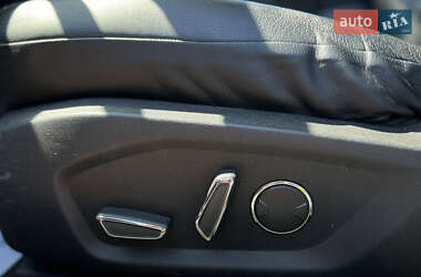 Седан Ford Fusion 2014 в 
