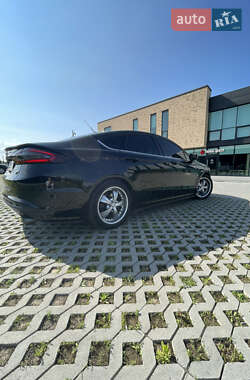 Седан Ford Fusion 2015 в Хмельницком