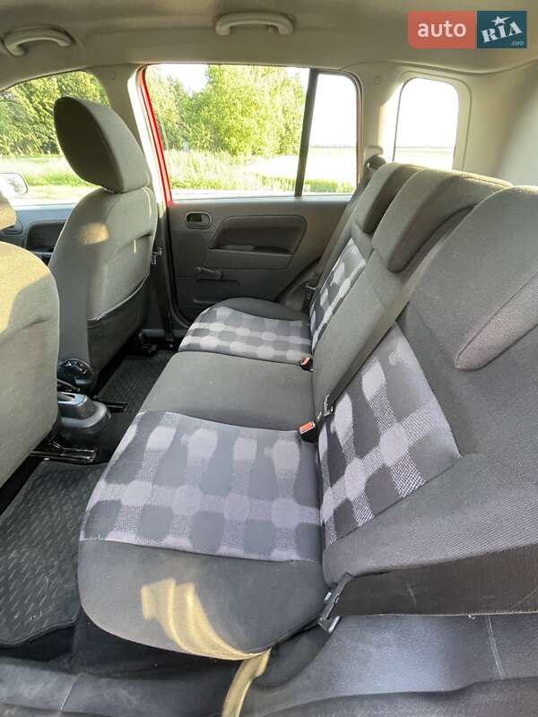 Хэтчбек Ford Fusion 2006 в Христиновке