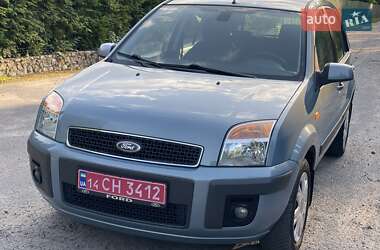 Хэтчбек Ford Fusion 2009 в 