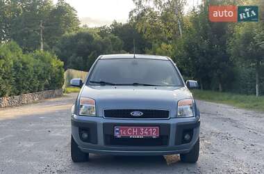 Хэтчбек Ford Fusion 2009 в 