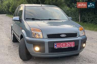Хэтчбек Ford Fusion 2009 в 