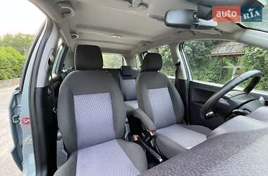 Хэтчбек Ford Fusion 2009 в 