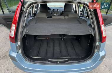 Хэтчбек Ford Fusion 2009 в 