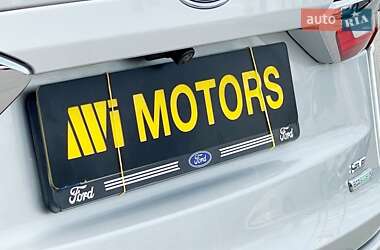 Седан Ford Fusion 2018 в 