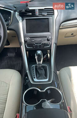 Седан Ford Fusion 2015 в Одессе