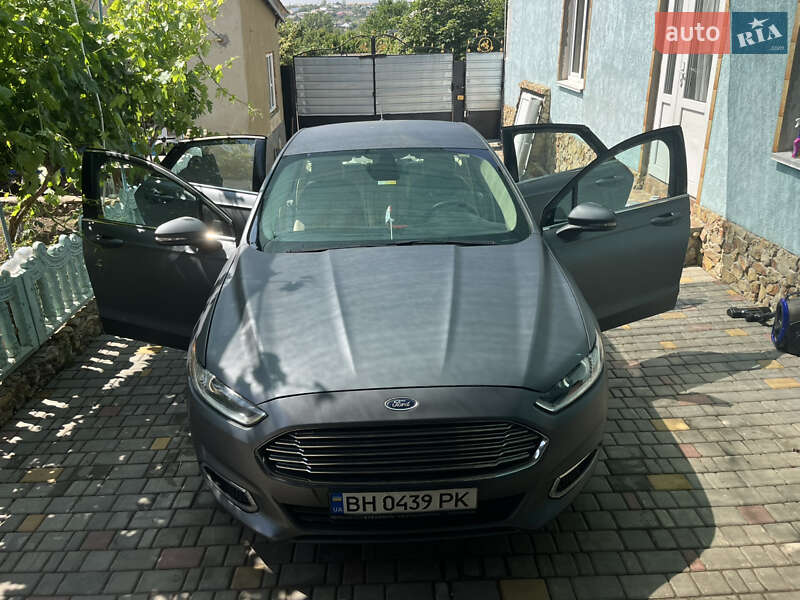 Седан Ford Fusion 2015 в Одессе