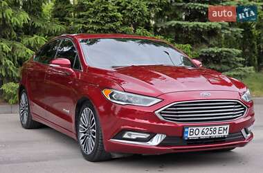 Седан Ford Fusion 2017 в 