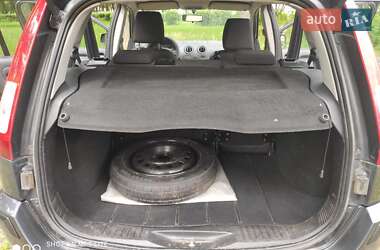 Хэтчбек Ford Fusion 2010 в 