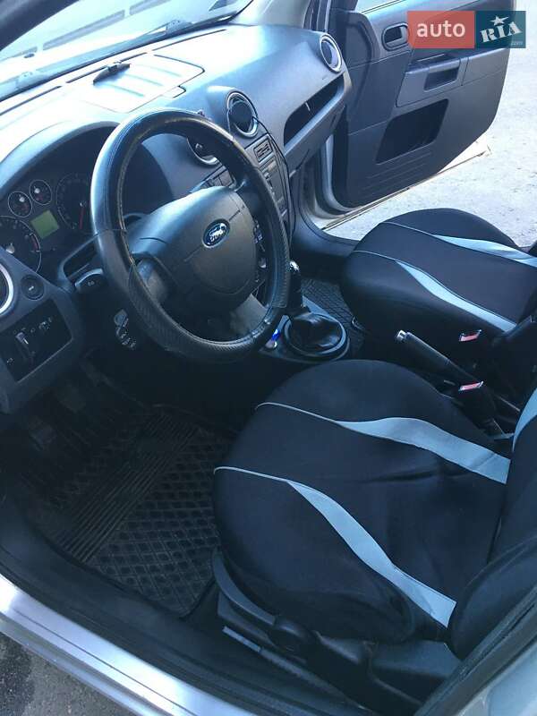 Хетчбек Ford Fusion 2011 в Одесі