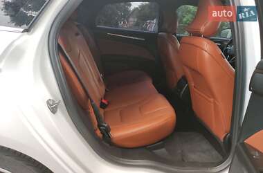 Седан Ford Fusion 2019 в 
