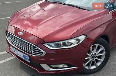 Седан Ford Fusion 2017 в 