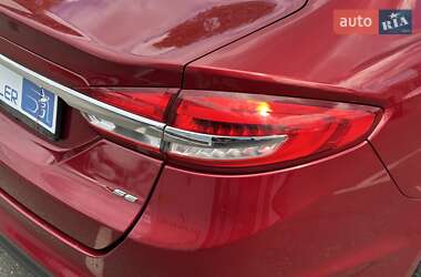 Седан Ford Fusion 2017 в 