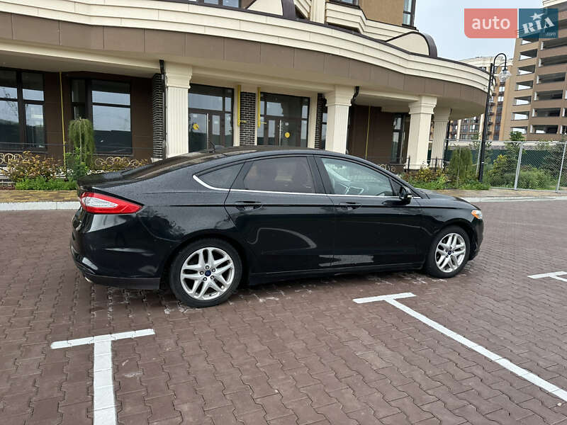 Седан Ford Fusion 2015 в Киеве