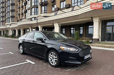 Седан Ford Fusion 2015 в Києві