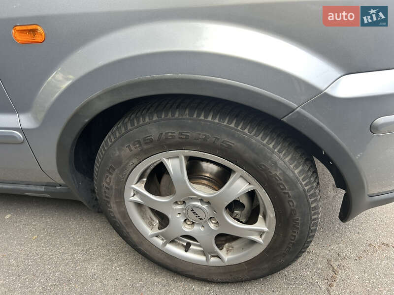 Хэтчбек Ford Fusion 2005 в Киеве