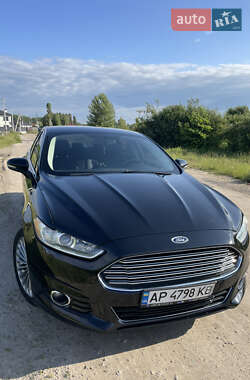 Седан Ford Fusion 2015 в 