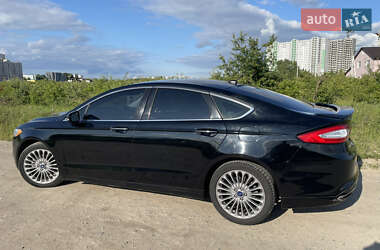 Седан Ford Fusion 2015 в 