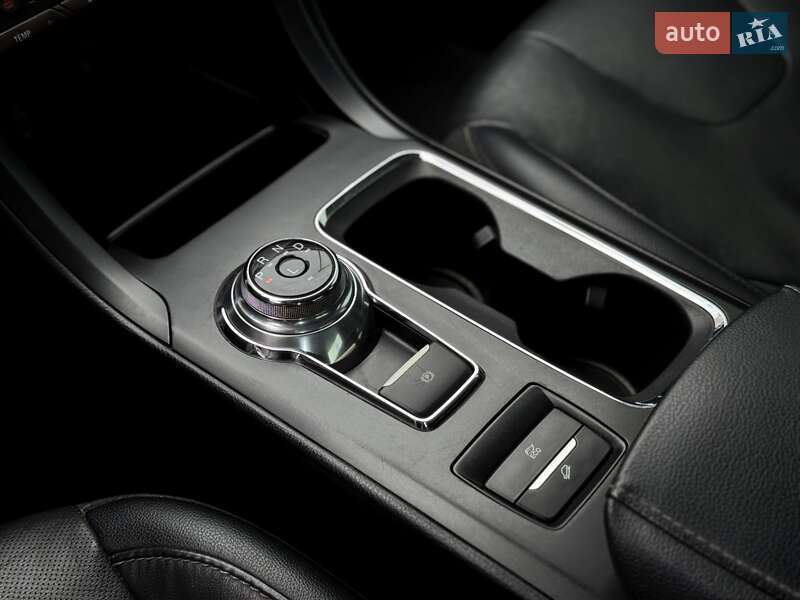 Седан Ford Fusion 2017 в Киеве фото 25 Седан Ford Fusion 2017 в Киеве
