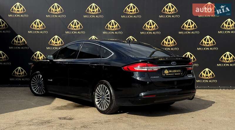Седан Ford Fusion 2017 в Киеве фото 4 Седан Ford Fusion 2017 в Киеве