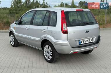 Хэтчбек Ford Fusion 2009 в 