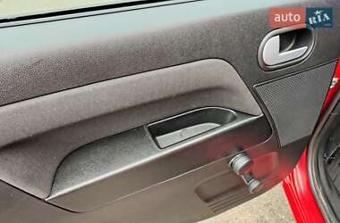 Хэтчбек Ford Fusion 2008 в 