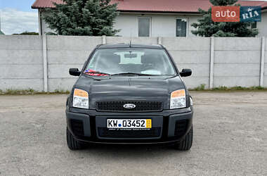 Хэтчбек Ford Fusion 2006 в 