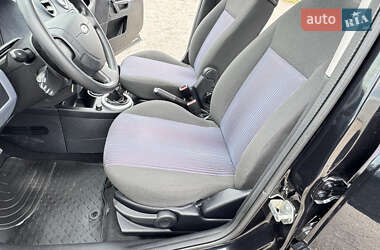 Хэтчбек Ford Fusion 2006 в 