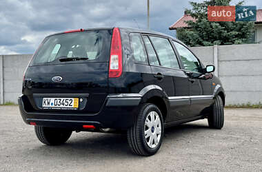 Хэтчбек Ford Fusion 2006 в 