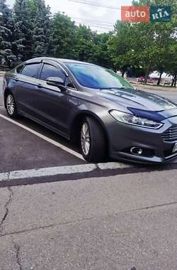 Седан Ford Fusion 2014 в 