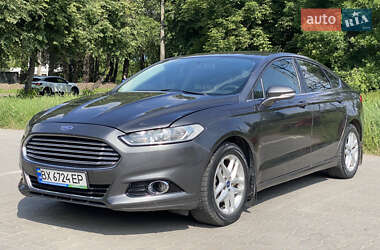 Седан Ford Fusion 2014 в 
